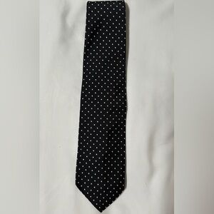 Black pics dot Brooks Brothers men’s tie